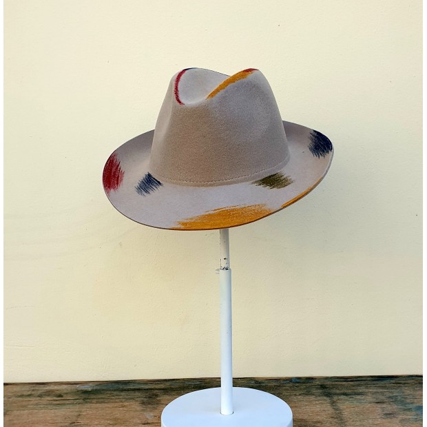 Exquisite J rankų darbo vilnos skrybėlė Exquisite J rankų darbo vilnos skrybėlė